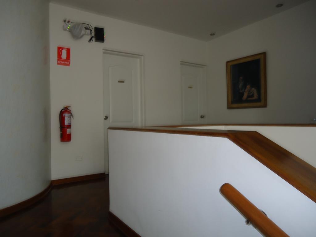 Bed & Breakfast - La Casa De Ceci Lima Ruang foto