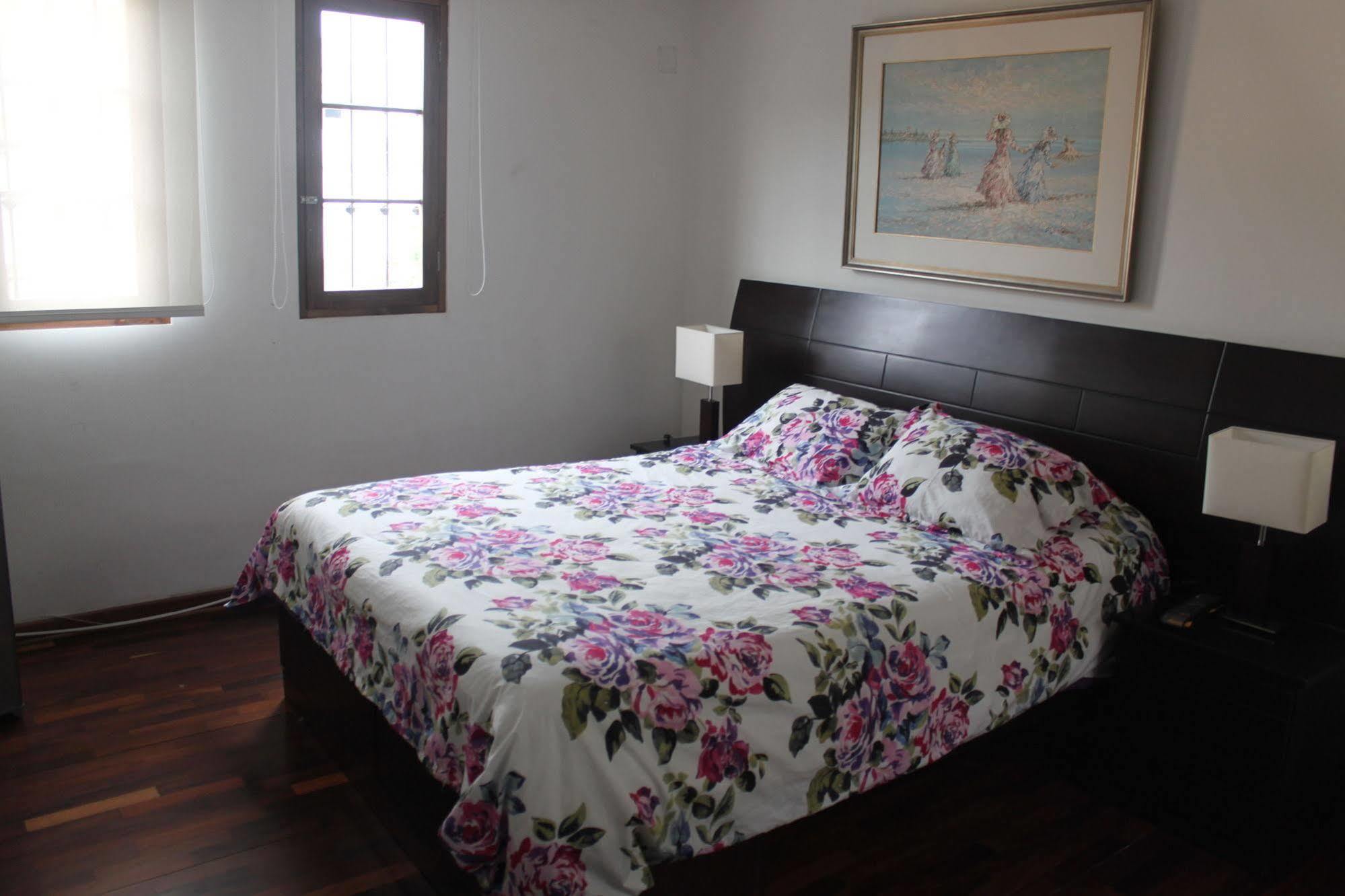 Bed & Breakfast - La Casa De Ceci Lima Bagian luar foto