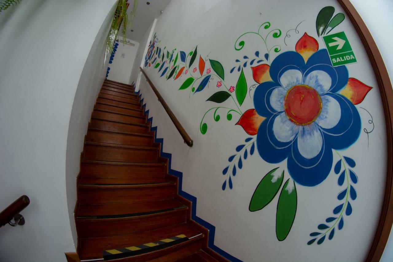 Bed & Breakfast - La Casa De Ceci Lima Bagian luar foto